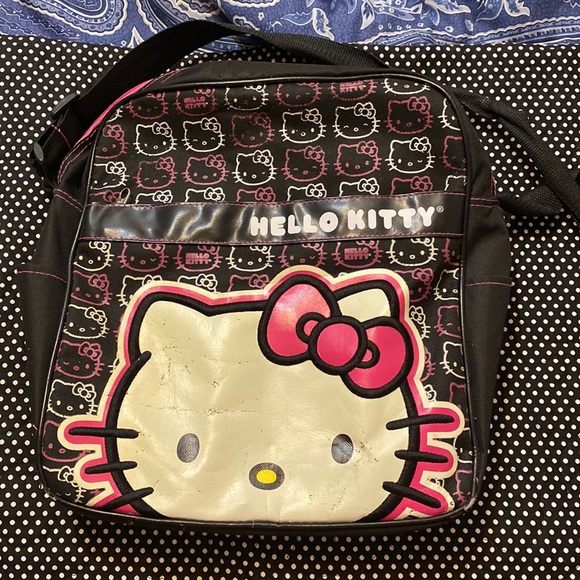 Very well loved hello Kitty tablet bag. - Picture 1 of 8